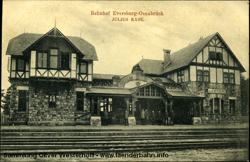 Der Bahnhof Osnabrück war Endpunkt der oldenburgischen Südbahn auf eigenem Gleis, für den Rest bis zum eigentlichen Endpunkt wurden die Gleise der K.P.E.V. mit genutzt.
