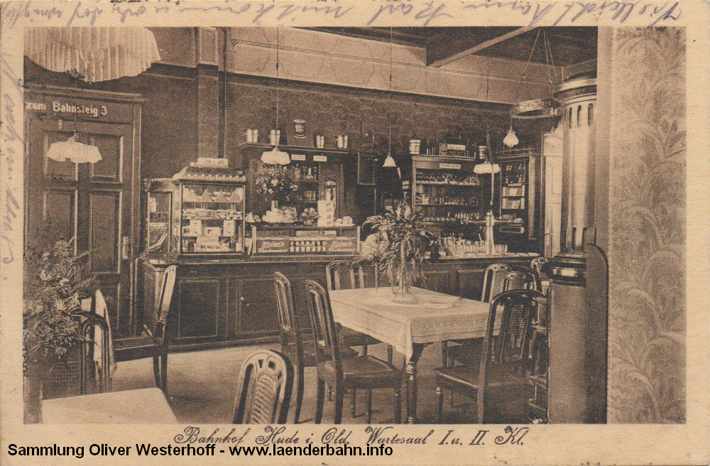 Die 1927 gelaufene Karte zeigt den Wartesaal vom Bahnhof Hude mit Restaurant.