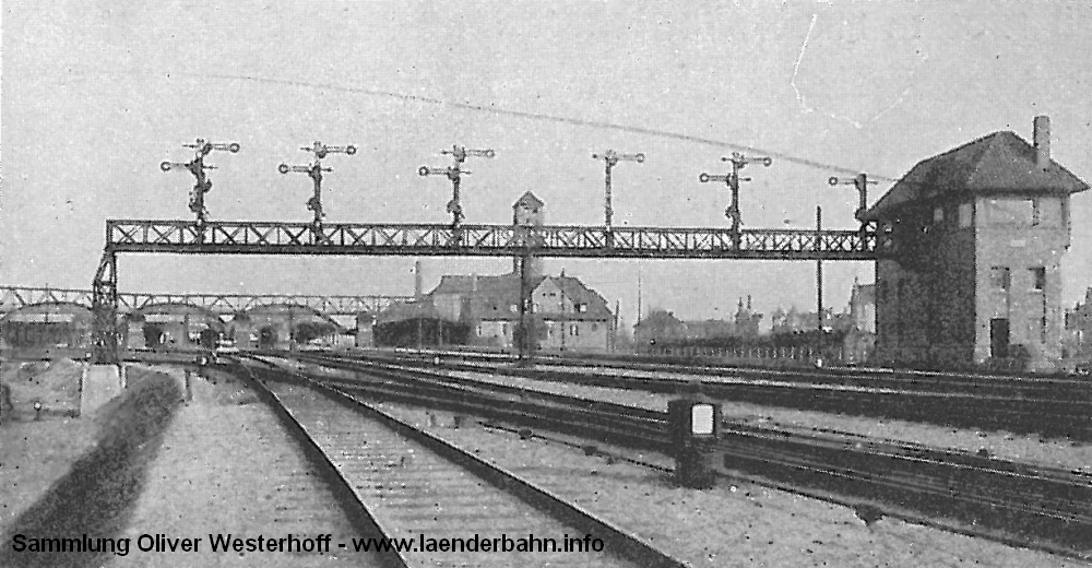 Ebenfalls aus der Denkschrift zum 50 jährigen Bestehen der G.O.E. stammt die folgende Ansicht der Signalbrücke zwischen Pferdemarkt und Bahnhof.